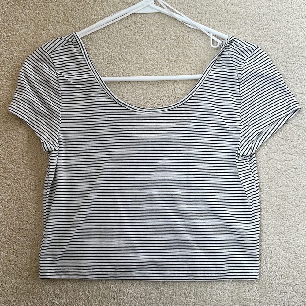 White and black striped crop top